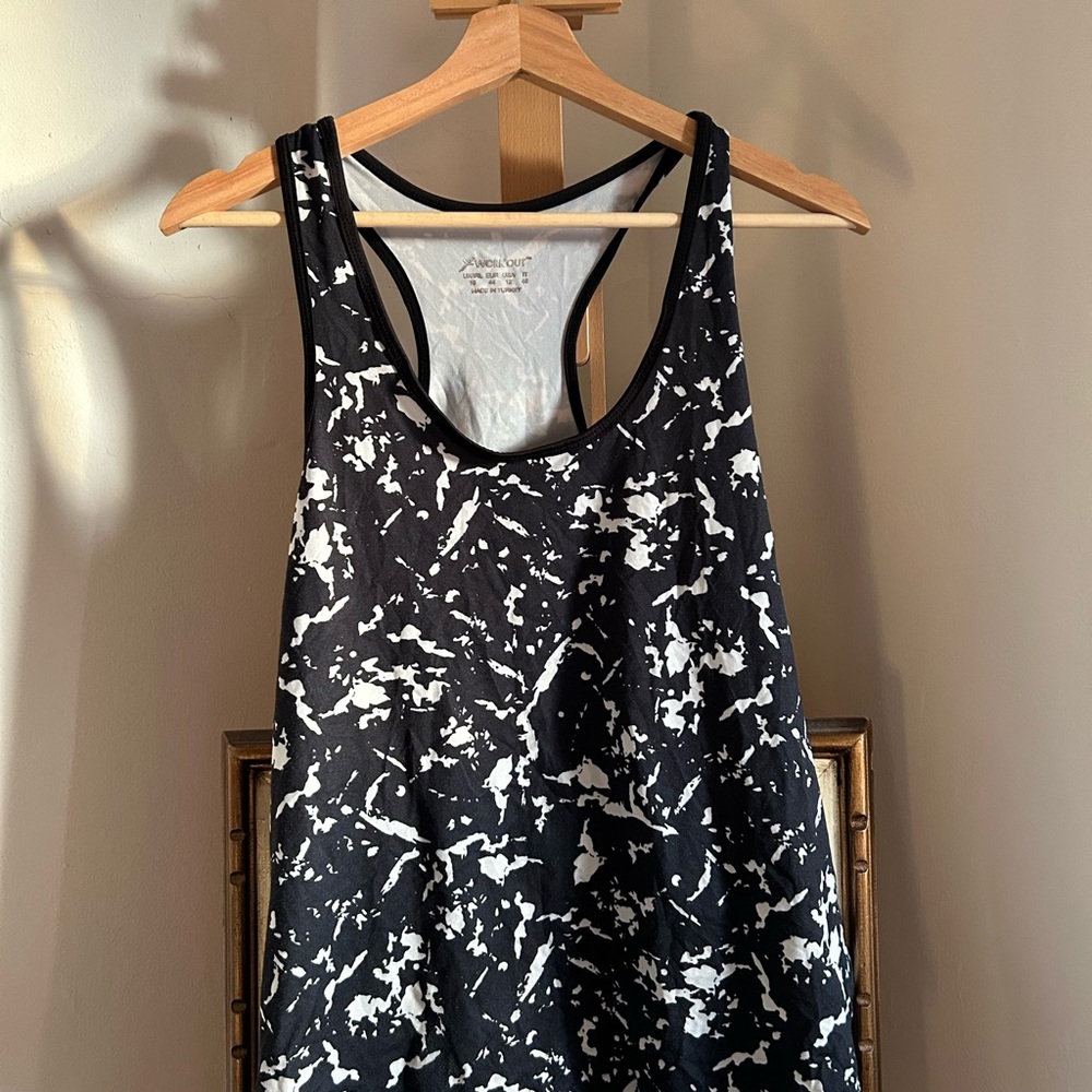 Abstract Black and White Women's Tank Top